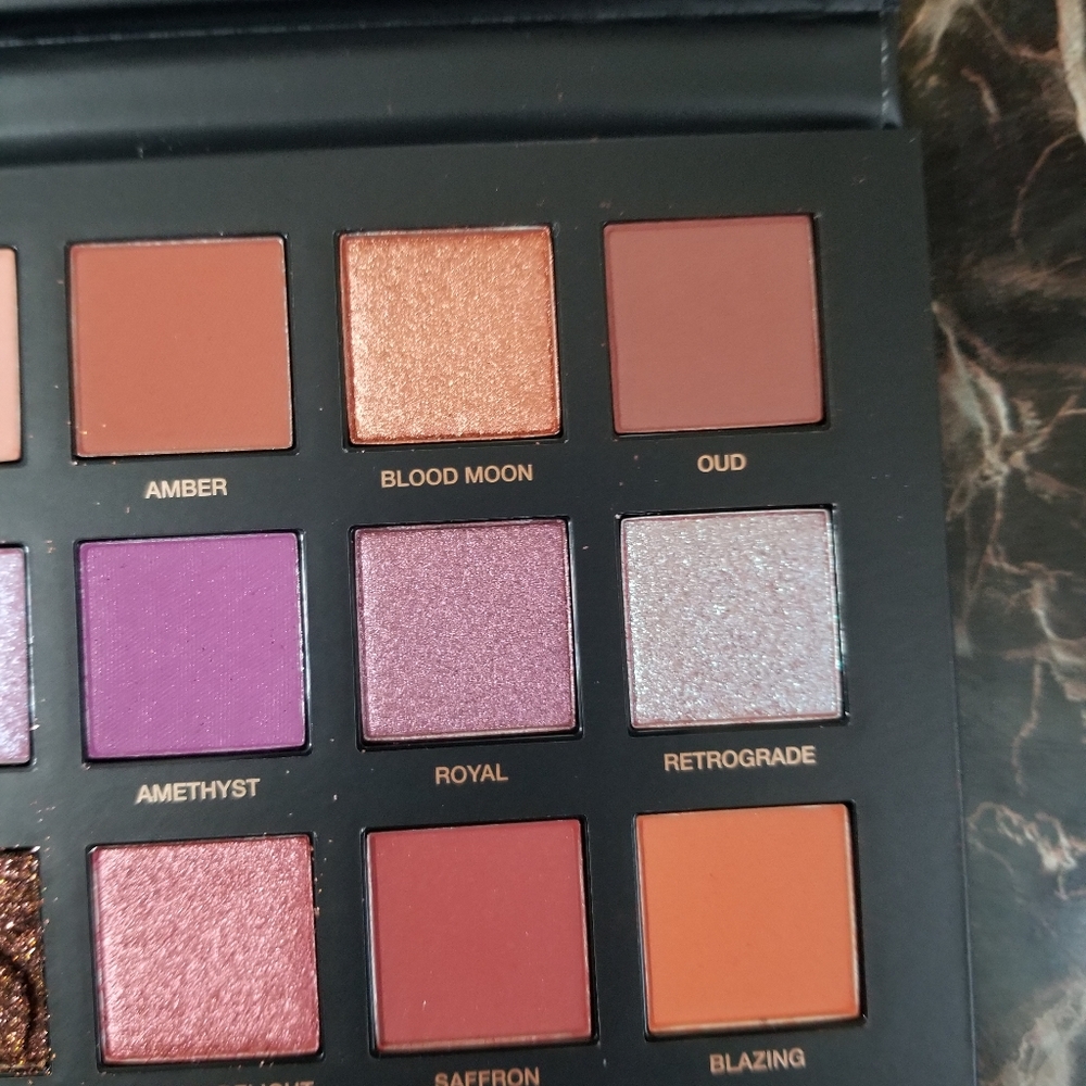 Huda beauty Desert dusk palette - Picture 3 of 7